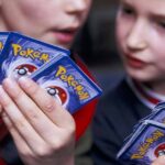 how to play the pokemon card game